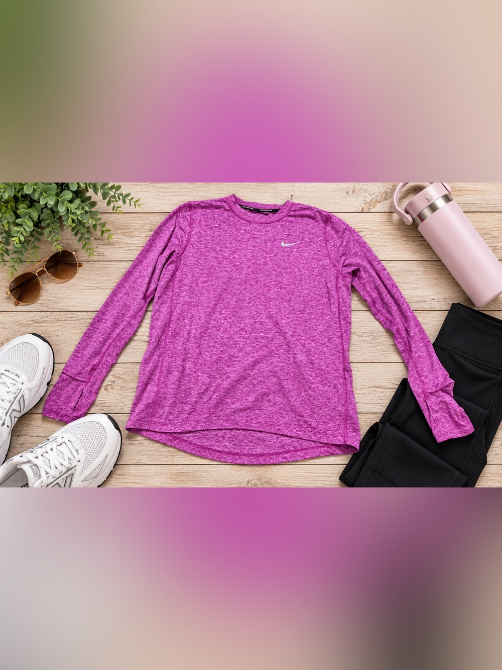 Nike Dri-FIT Women’s Medium Pink Heather Long Sleeve Running Top